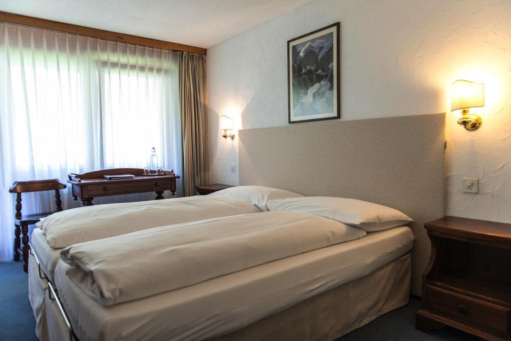 צרמט Bed & Breakfast Bijou חדר תמונה